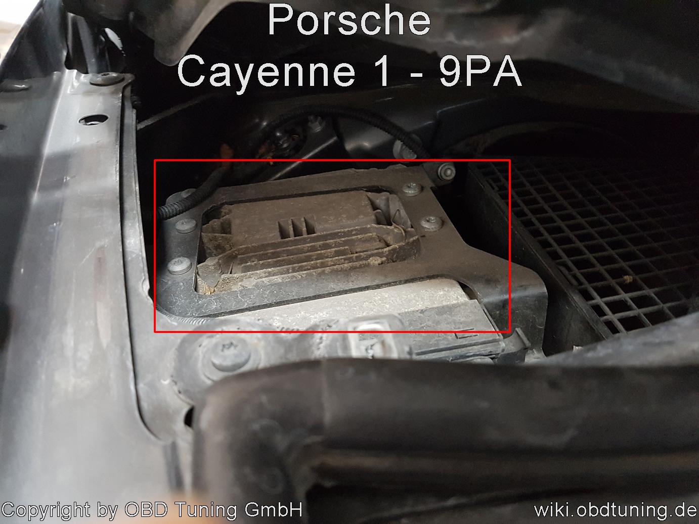 Porsche Cayenne 9PA ECU 02.JPG