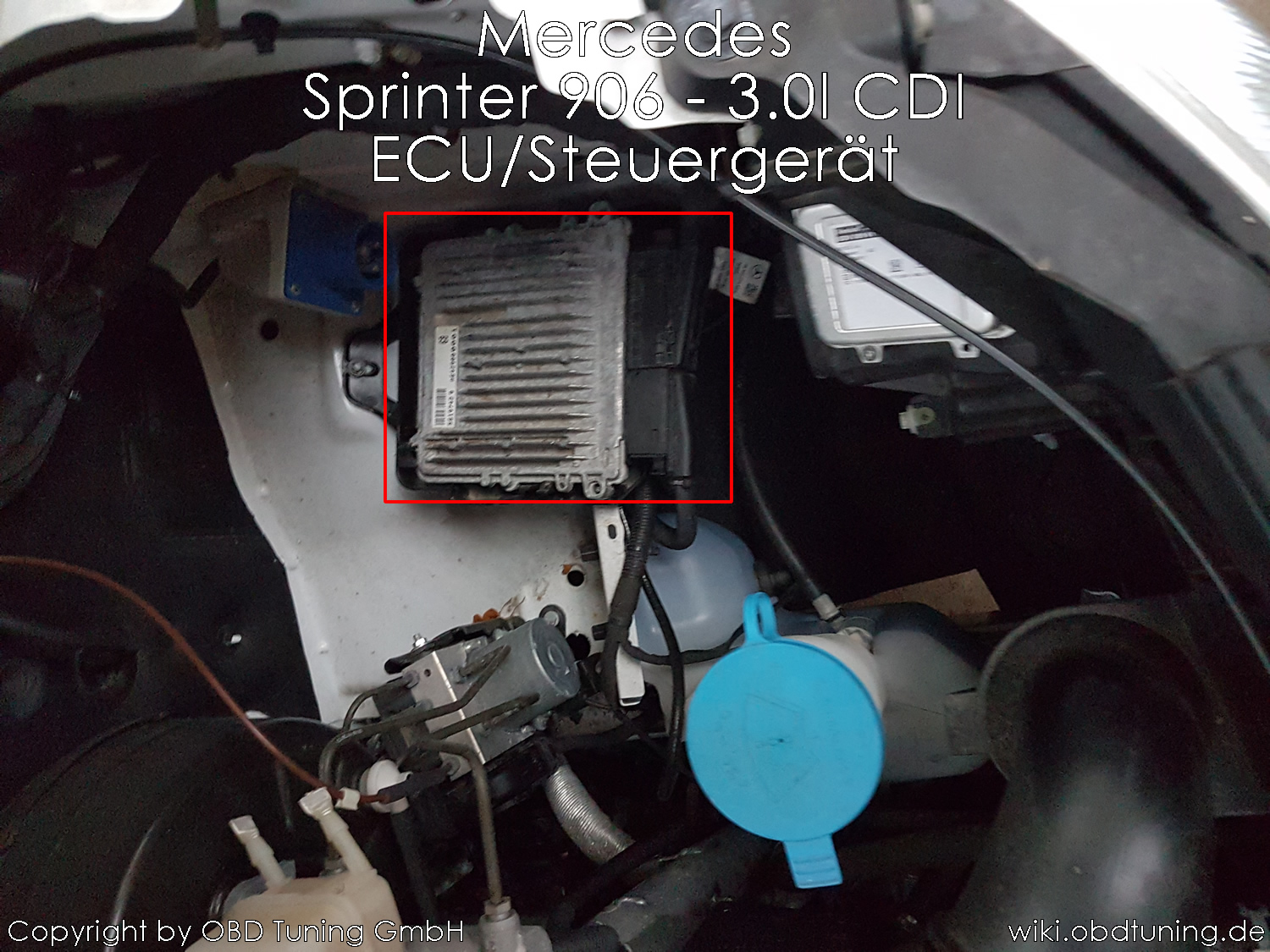 Mercedes Sprinter 906 30lCDI ECU 02.jpg