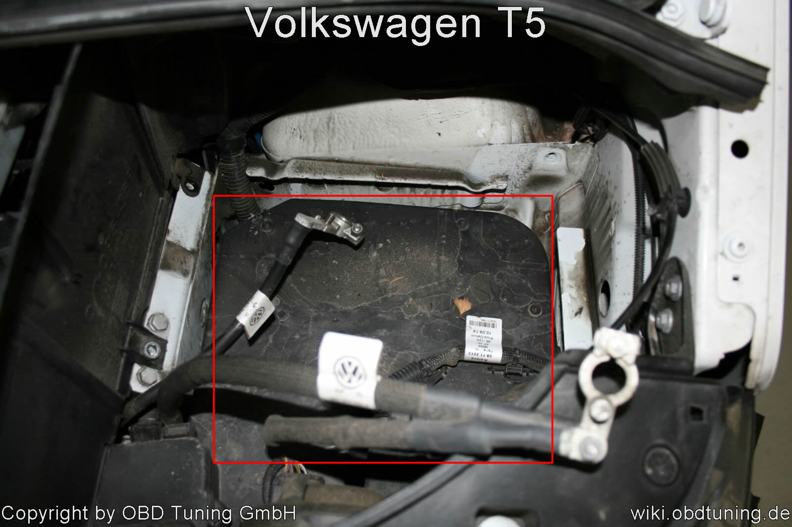 Volkswagen T5 ECU 02.jpg
